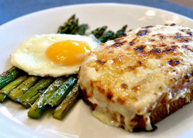 Croque monsieur sandwich