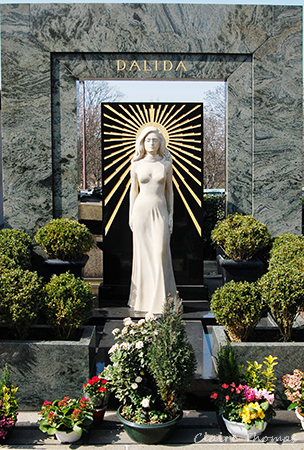 Montmartre cemetery Dalida